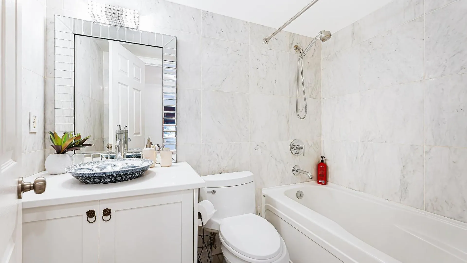 Coal Harbour Gem Stunning 2 Bedroom Townhouse With Ocean Views バンクーバー