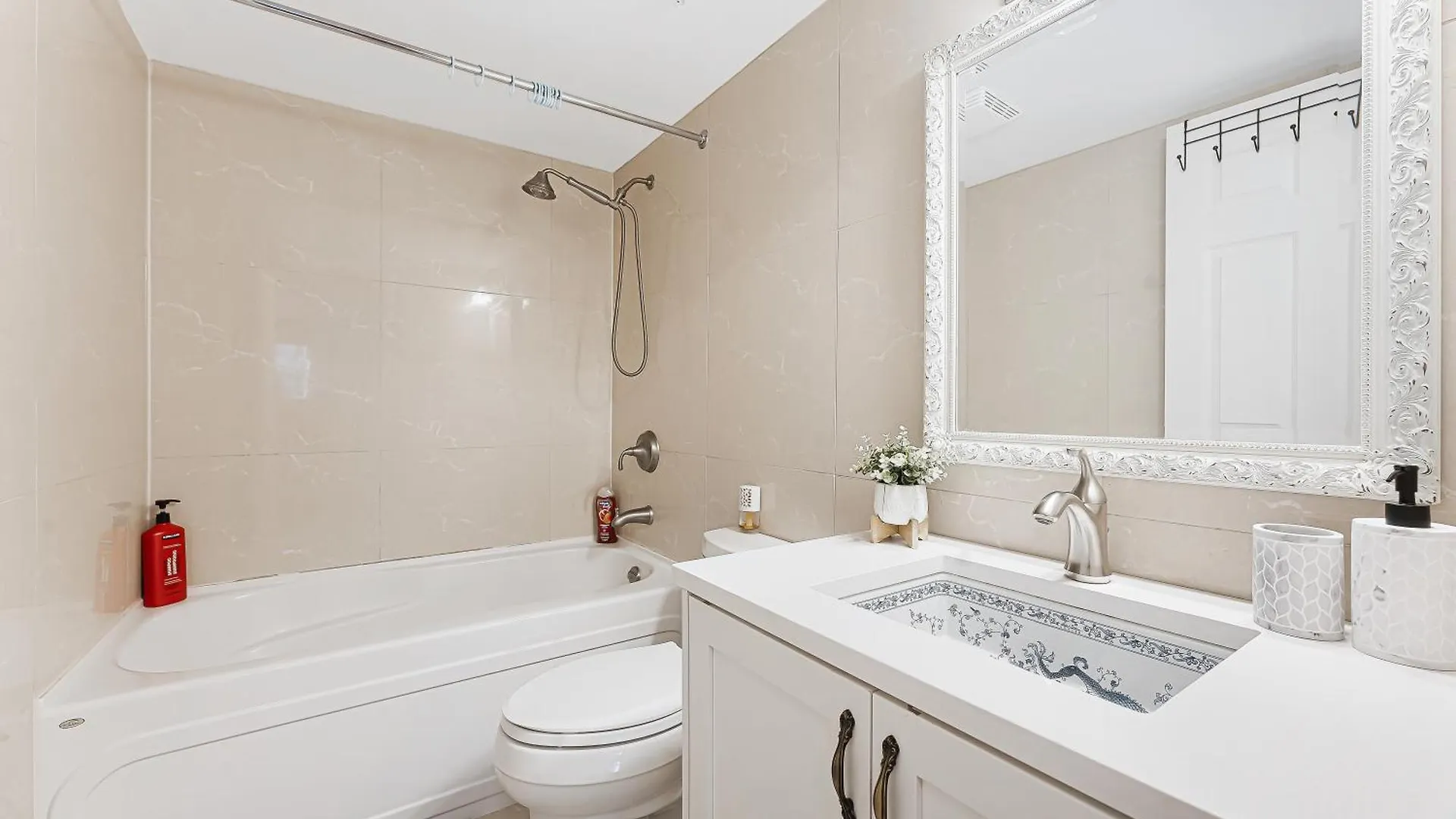 アパート Coal Harbour Gem Stunning 2 Bedroom Townhouse With Ocean Views バンクーバー